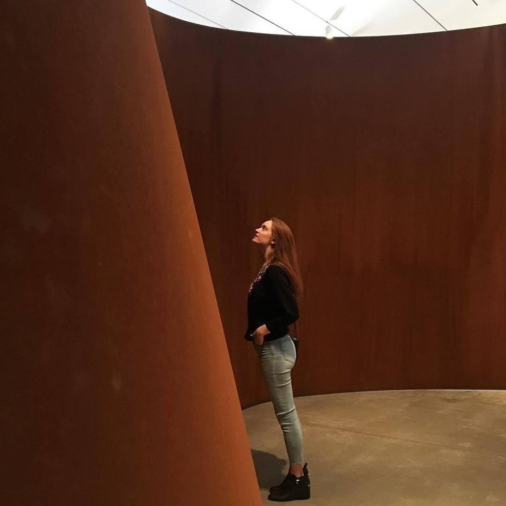 Meet your Posher, Madeline